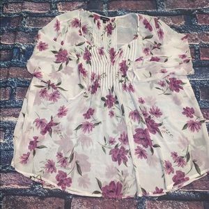 Super cute Torrid sheer floral blouse size 2X